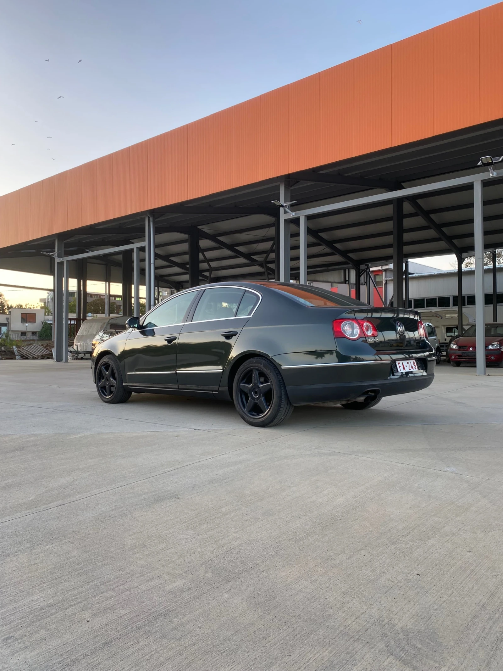 VW Passat 2.0 I NAVI KLIMA  - изображение 8