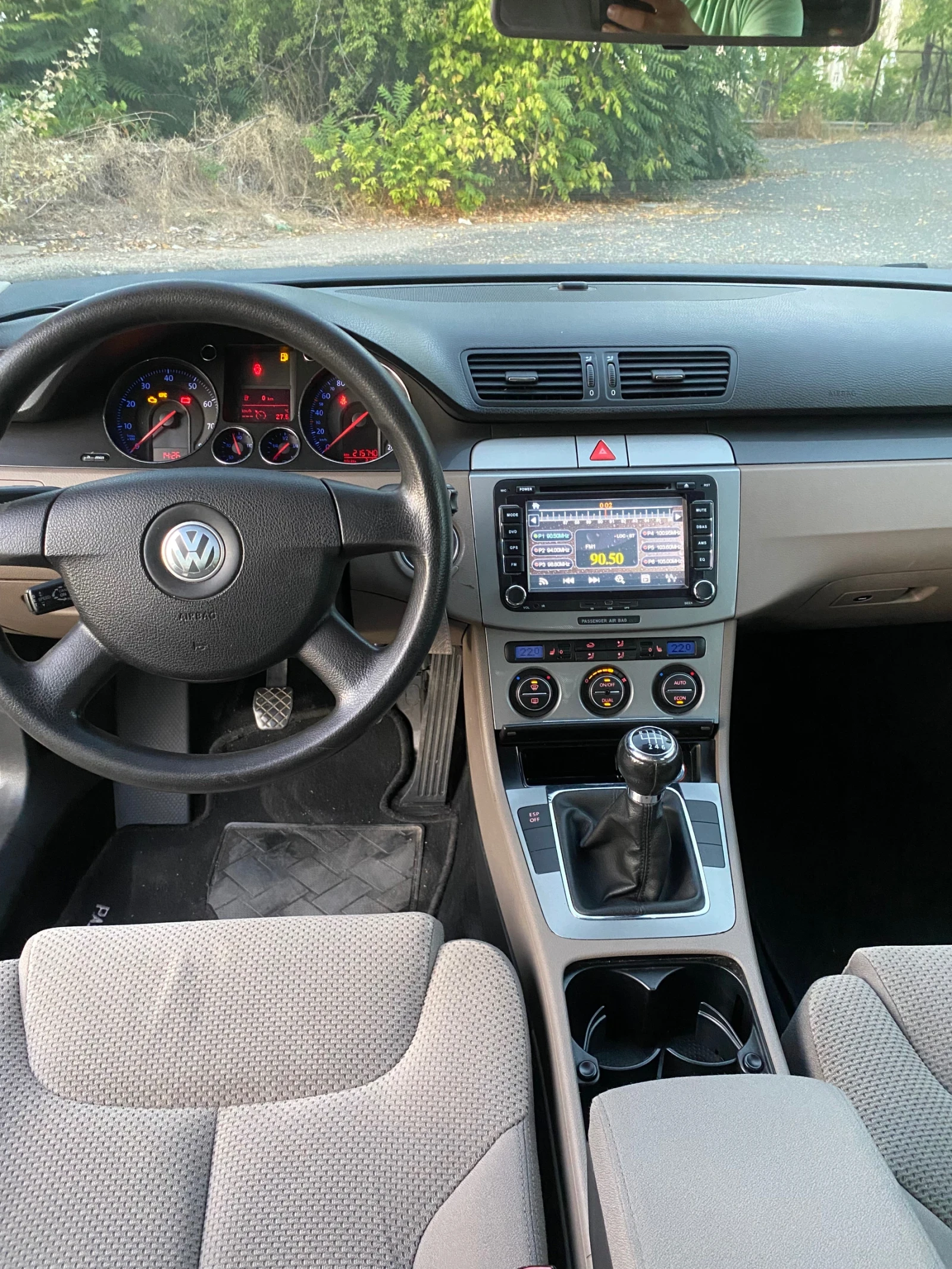 VW Passat 2.0 I NAVI KLIMA  | Mobile.bg   16