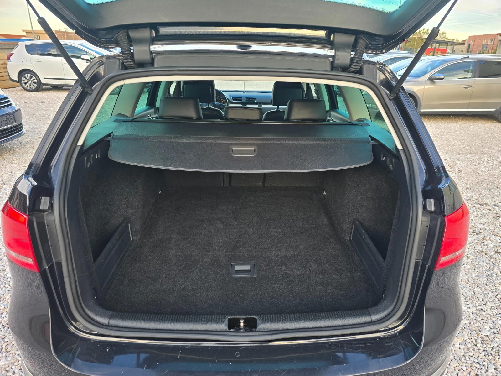 VW Passat 2.0TDI 170/HIGHLINE/ | Mobile.bg   13