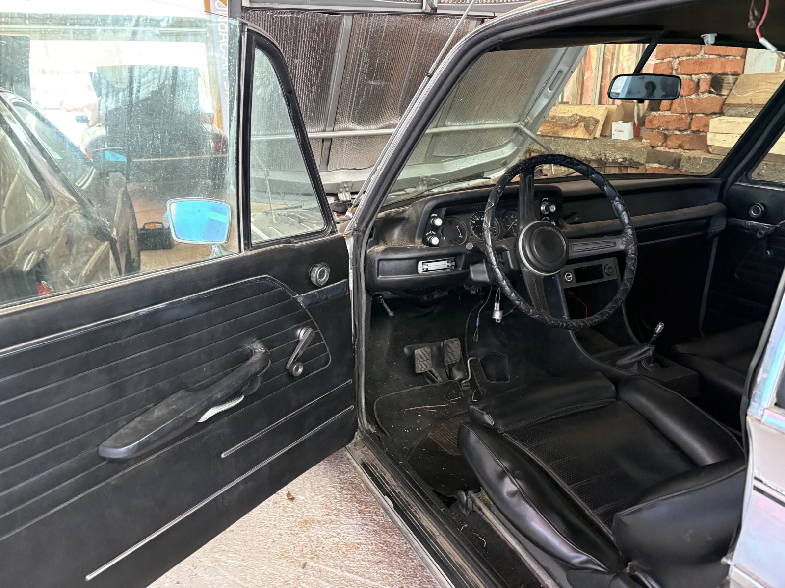 BMW 2002, снимка 8 - Автомобили и джипове - 54684587