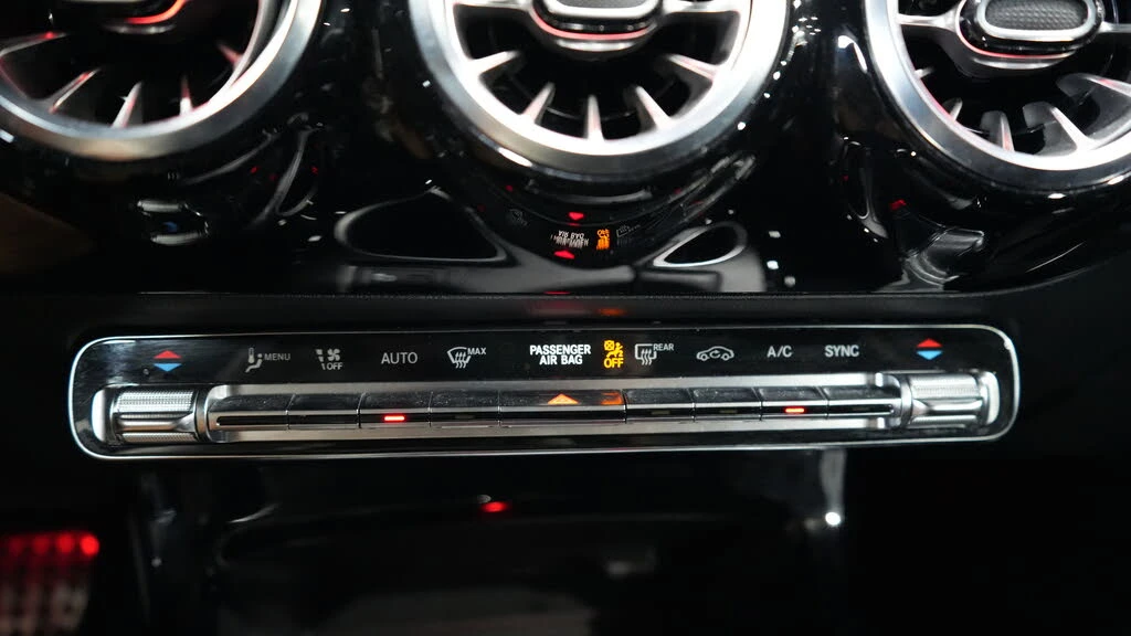 Mercedes-Benz CLA 250 4MATIC* АвтоКредит* (ЦЕНА ДО БГ) - изображение 10