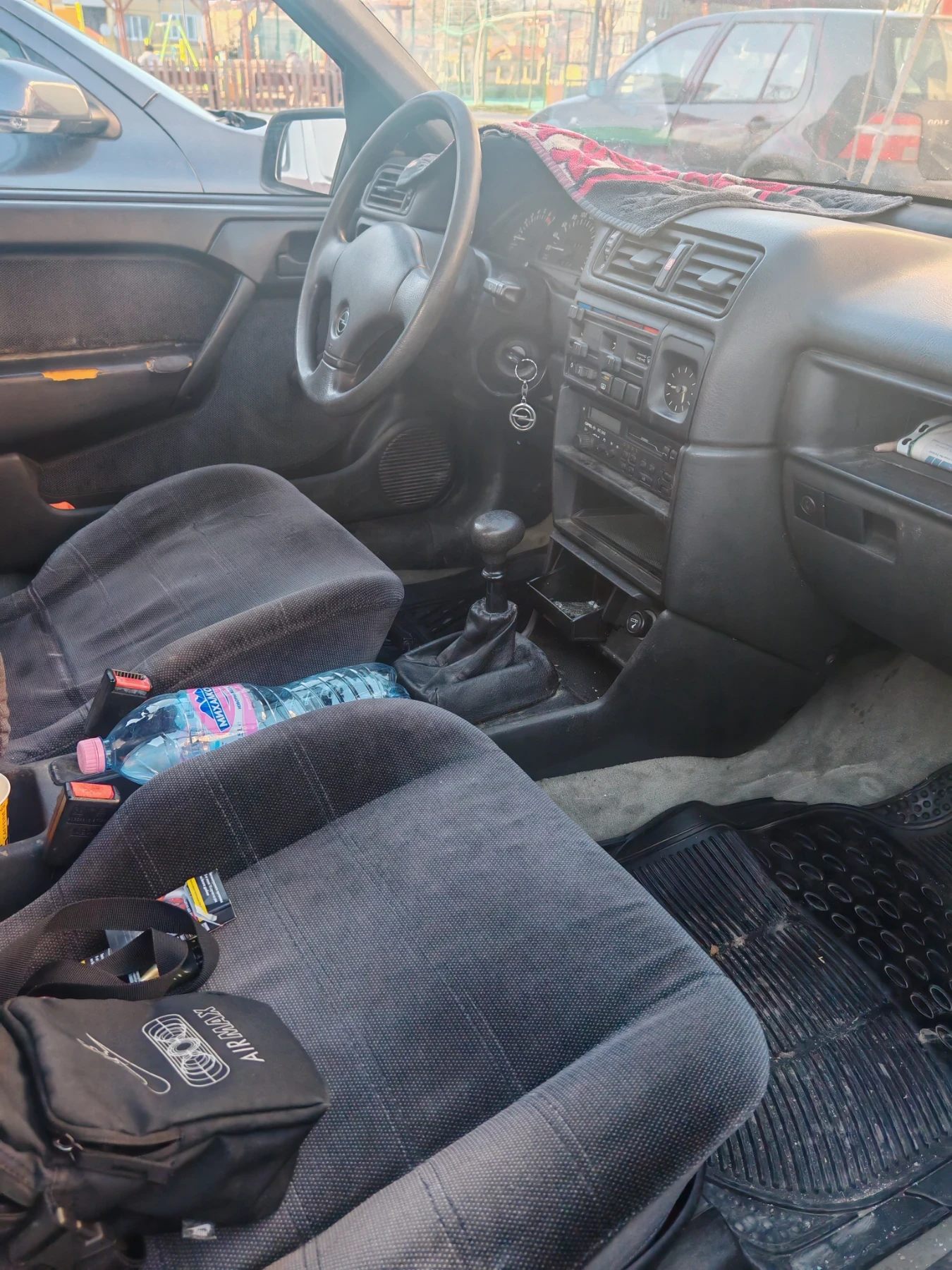 Opel Vectra А, снимка 5 - Автомобили и джипове - 53828791