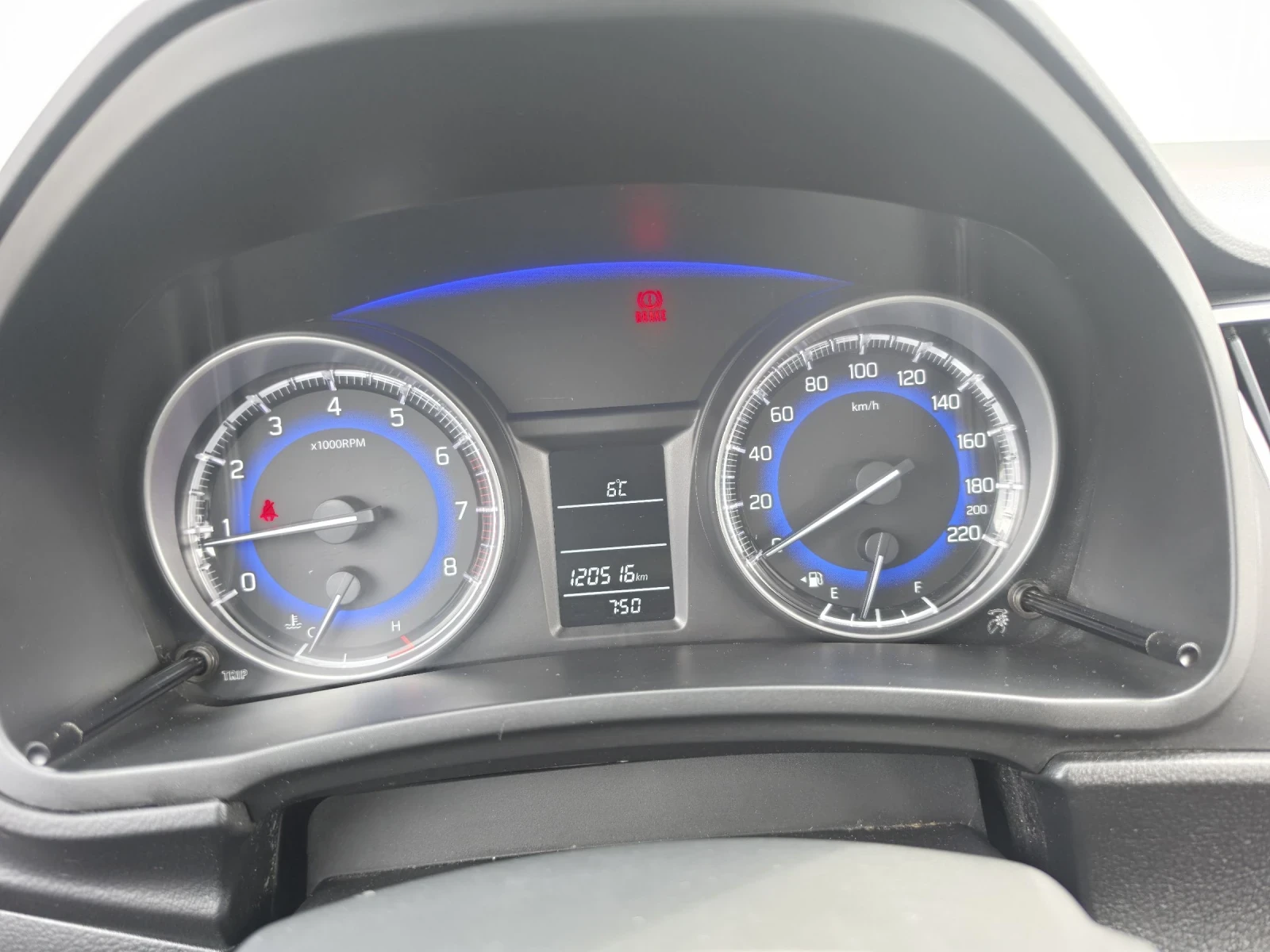 Suzuki Baleno 1.2i, снимка 14 - Автомобили и джипове - 54086929