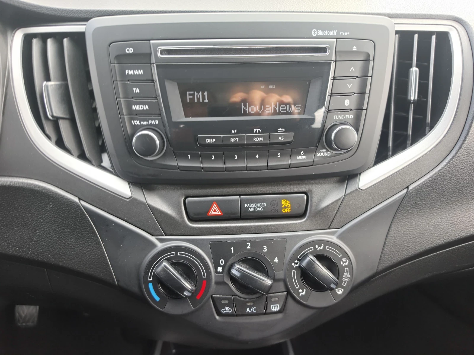 Suzuki Baleno 1.2i, снимка 16 - Автомобили и джипове - 54086929