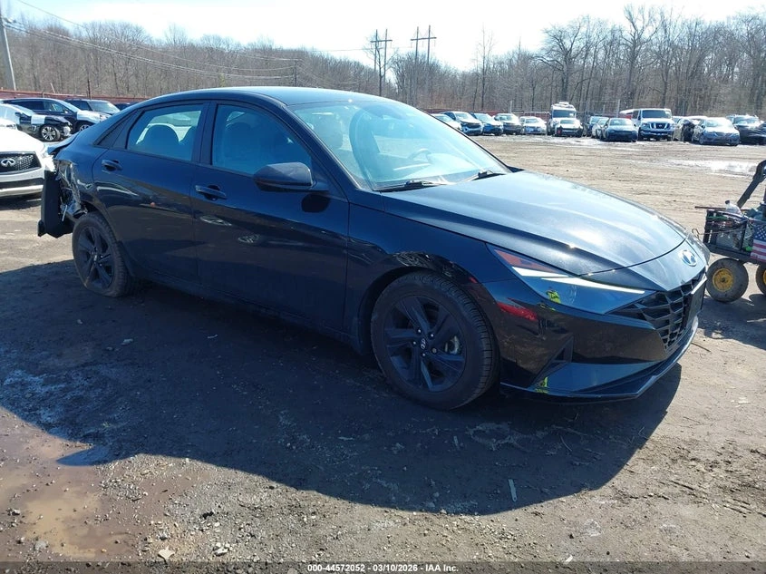 Hyundai Elantra 2.0L I-4 DOHC, VVT, 147HP Front Wheel Drive | Auto.bg — изображение 1