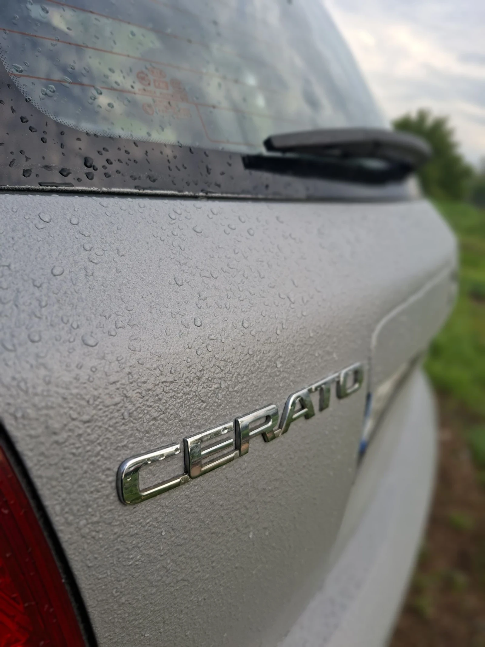 Kia Cerato 1.5, снимка 5 - Автомобили и джипове - 54384896