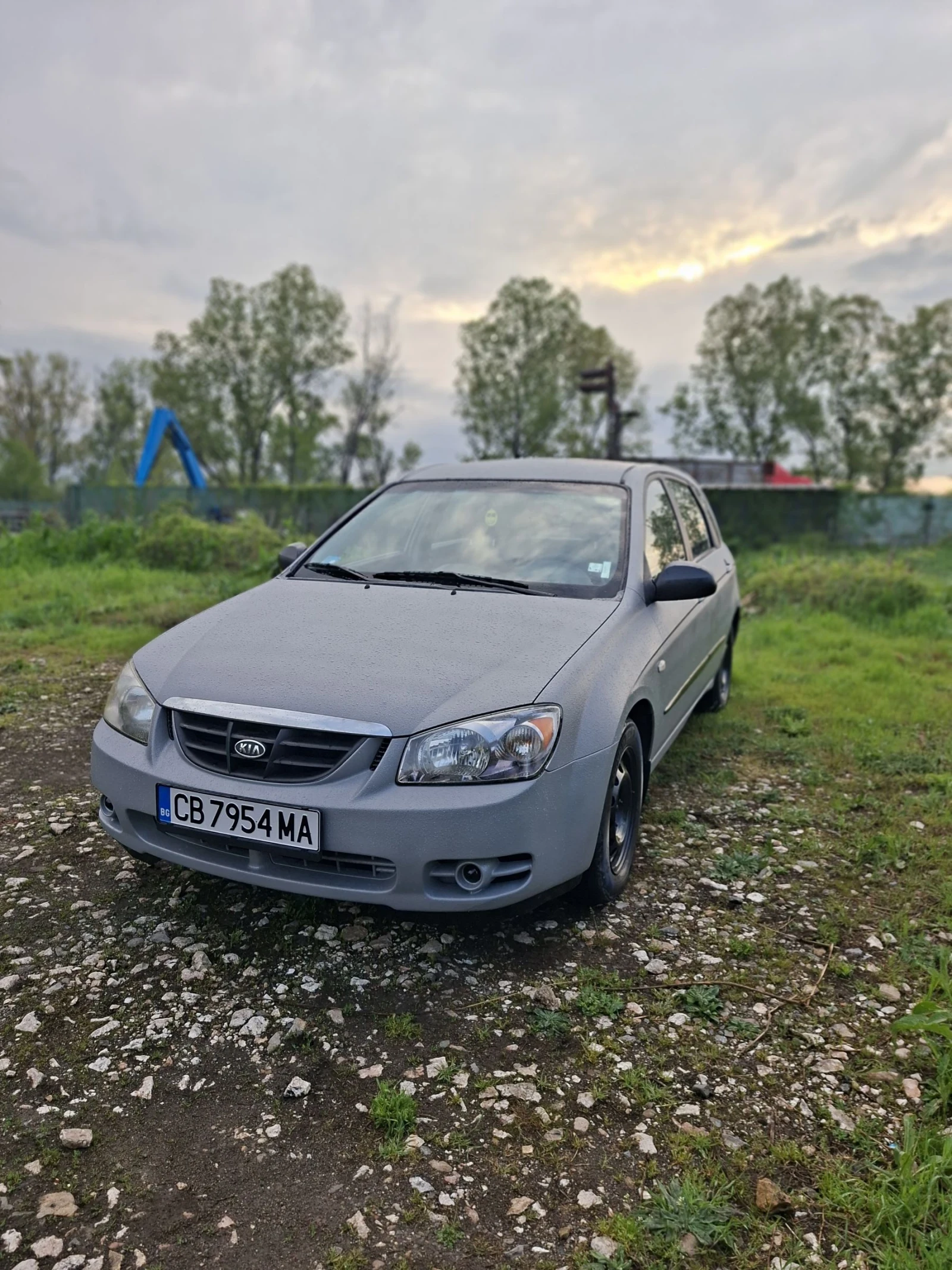 Kia Cerato 1.5, снимка 9 - Автомобили и джипове - 54384896