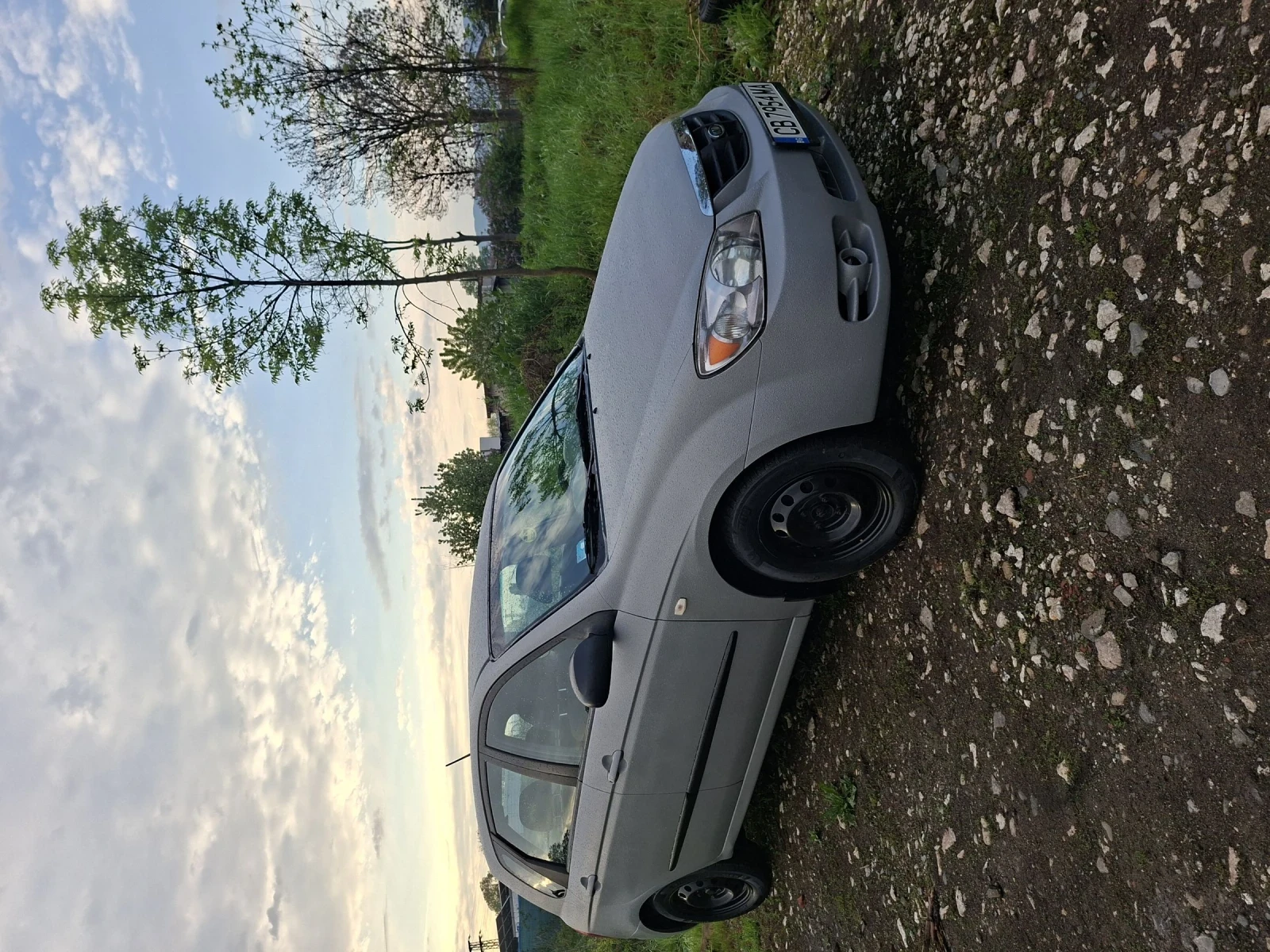 Kia Cerato 1.5, снимка 11 - Автомобили и джипове - 54384896