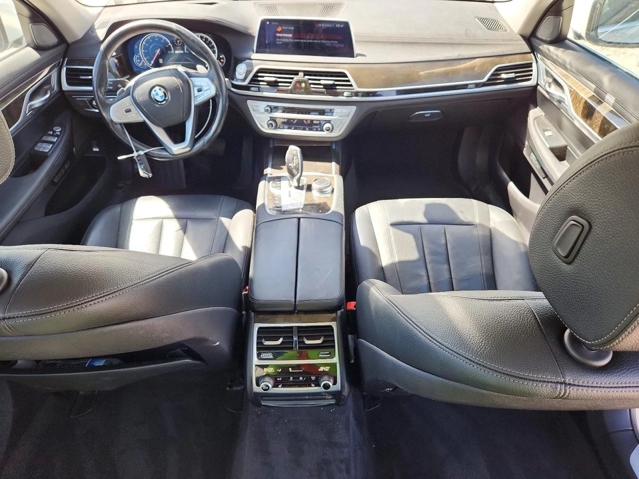 BMW 740 2.0l Xe, снимка 8 - Автомобили и джипове - 54416834