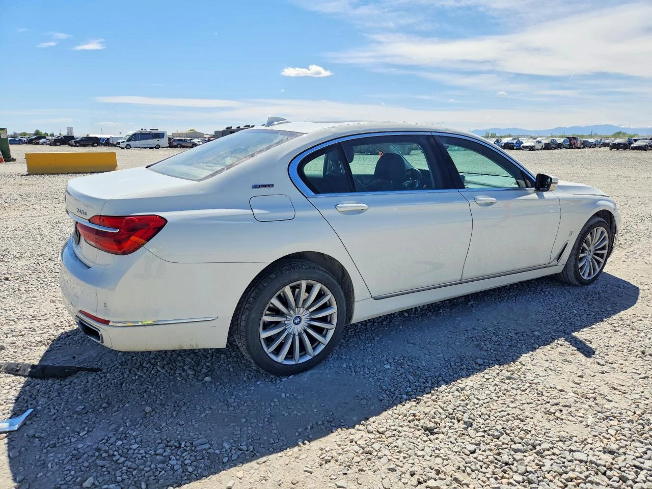 BMW 740 2.0l Xe, снимка 3 - Автомобили и джипове - 54416834