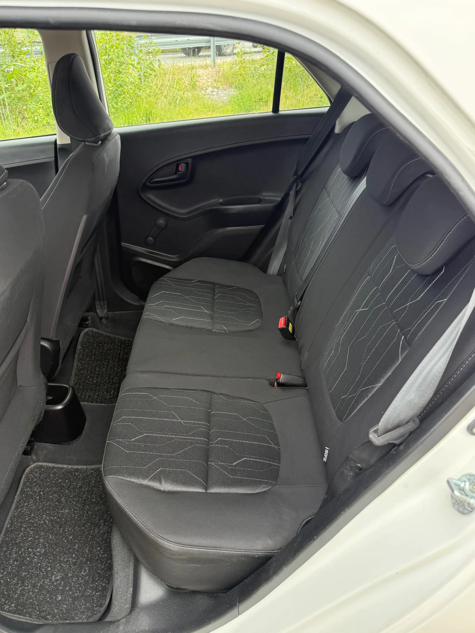 Kia Picanto 1.0, снимка 11 - Автомобили и джипове - 54453790