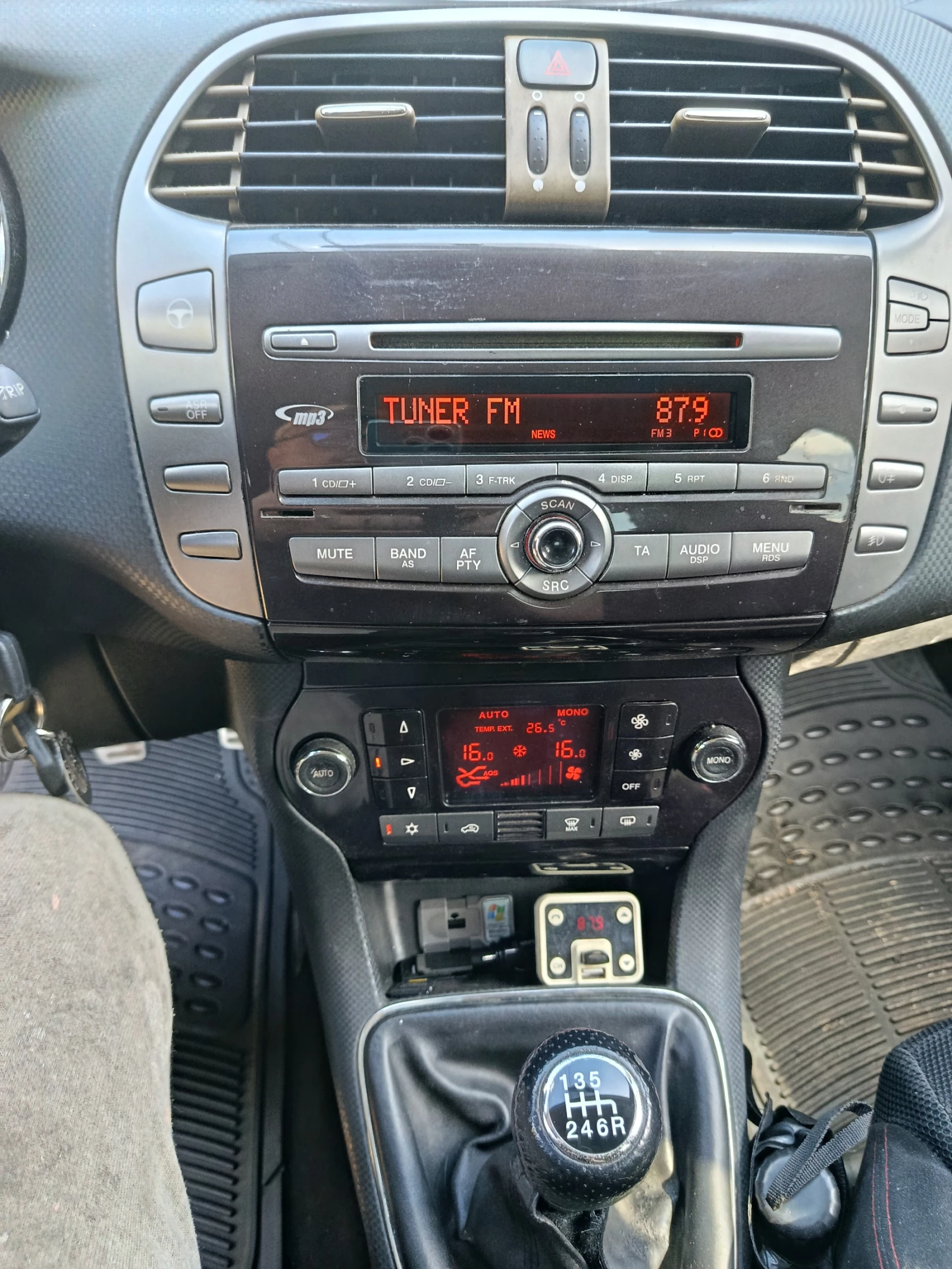 Fiat Bravo sport, снимка 10 - Автомобили и джипове - 54615917