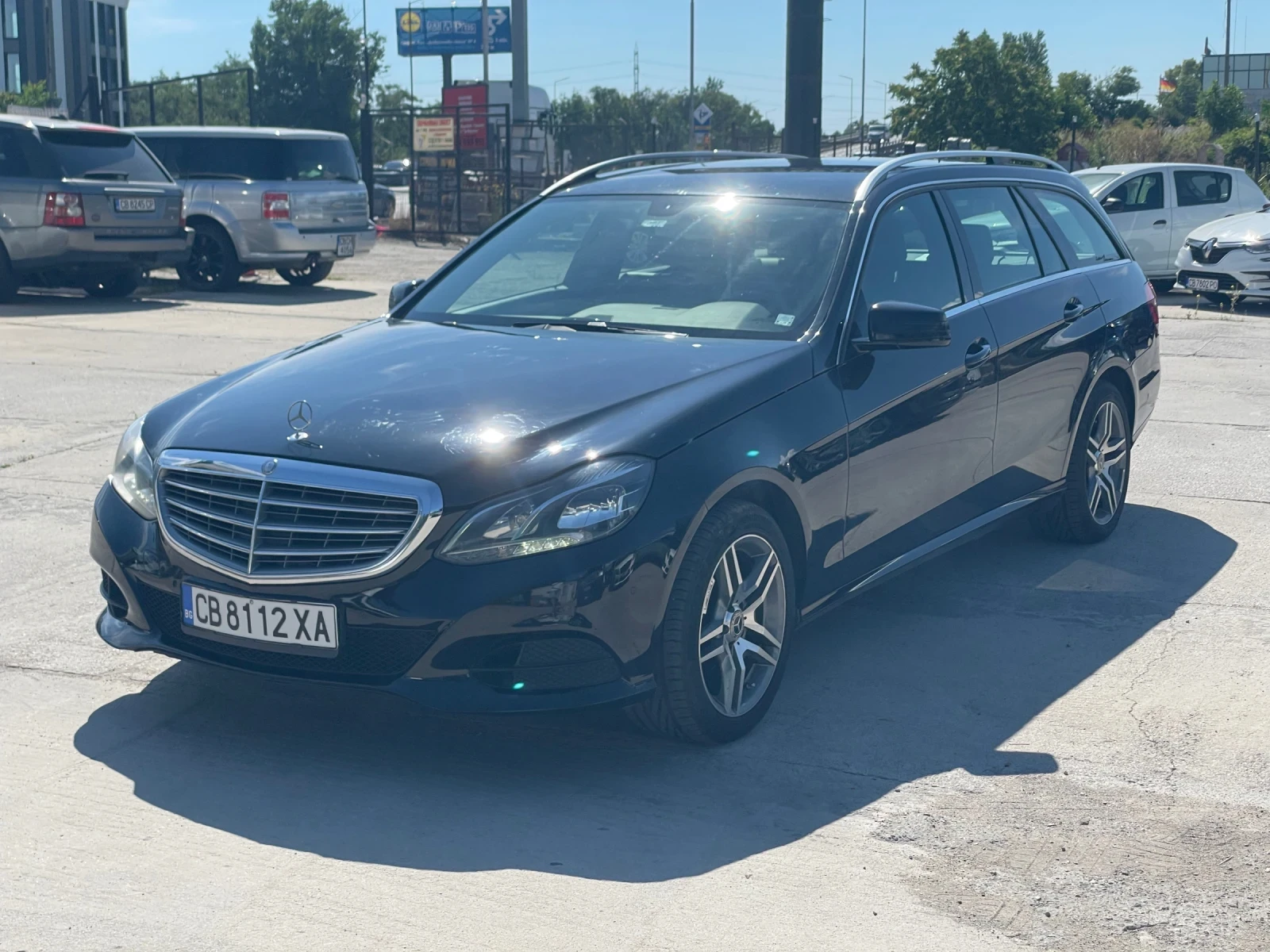 Mercedes-Benz E 200, снимка 3 - Автомобили и джипове - 55204164