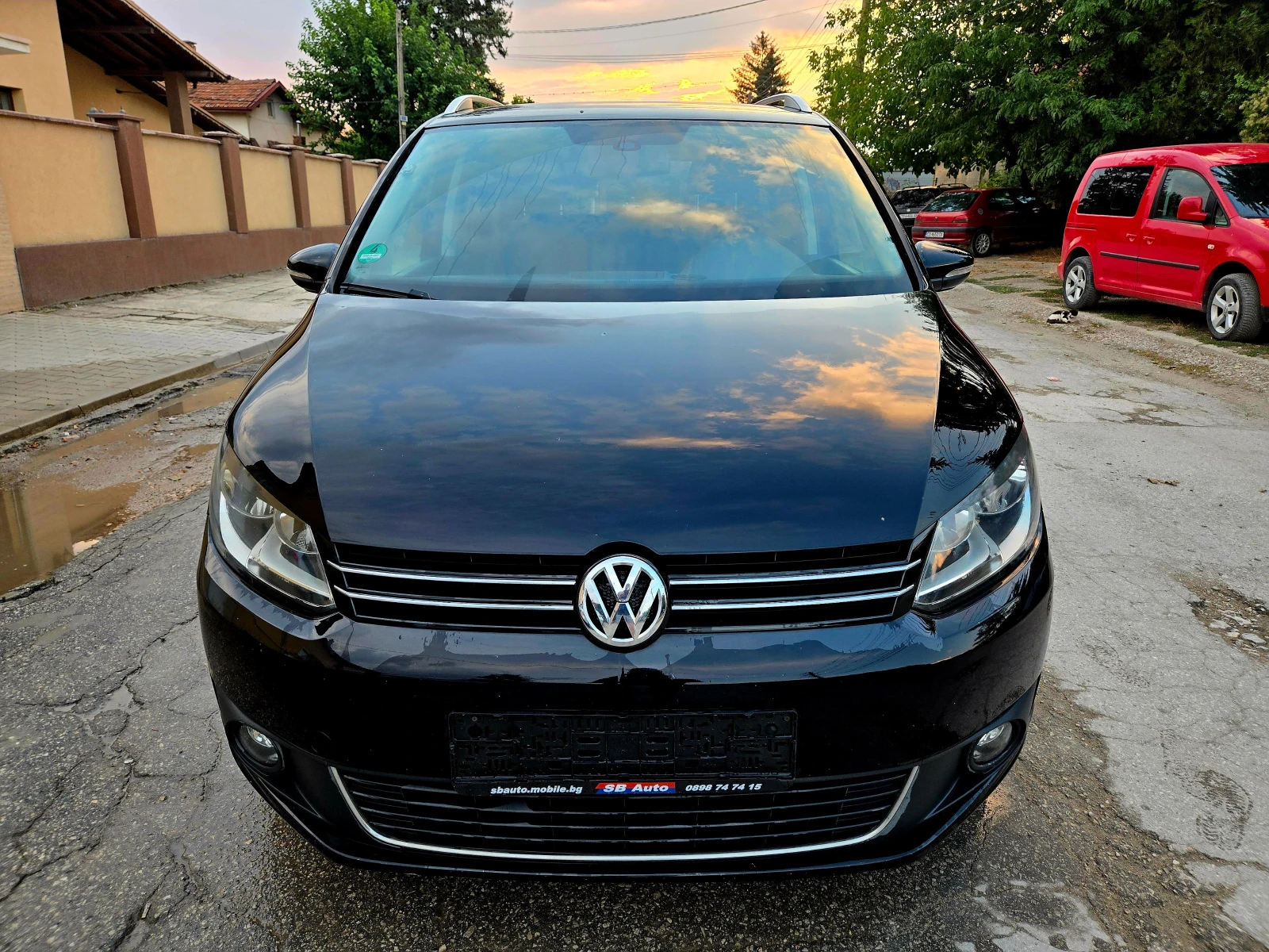 VW Touran TDI Германия Нави Клима Темпомат 7-Седалки 1Соб.Е5, снимка 4 - Автомобили и джипове - 55599229
