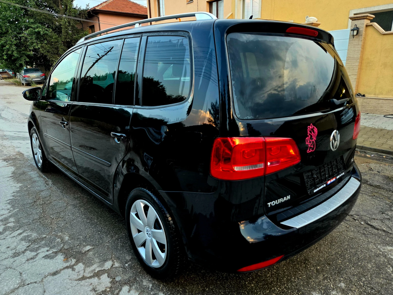 VW Touran TDI Германия Нави Клима Темпомат 7-Седалки 1Соб.Е5, снимка 3 - Автомобили и джипове - 55599229