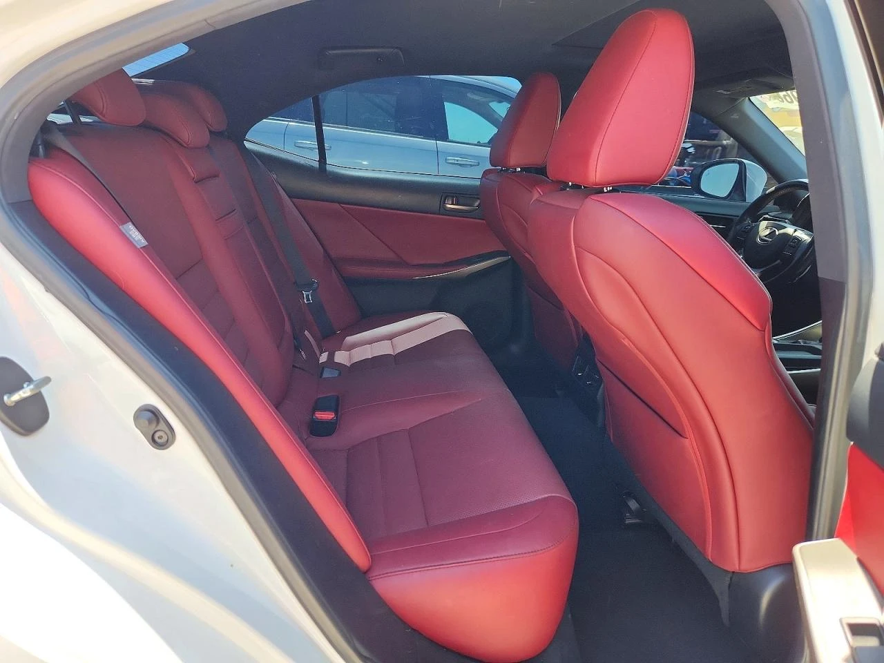 Lexus IS 300 2.0l F Sport, снимка 10 - Автомобили и джипове - 56059321