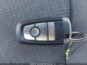 Ford F150 Lightning XLT 4WD SuperCrew 5.5' Box, снимка 11