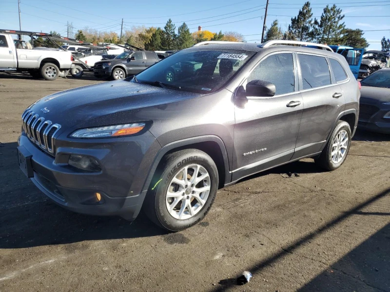 Jeep Cherokee 3.2L 6 4x4 w/Front Whl Drv, снимка 1 - Автомобили и джипове - 48396036