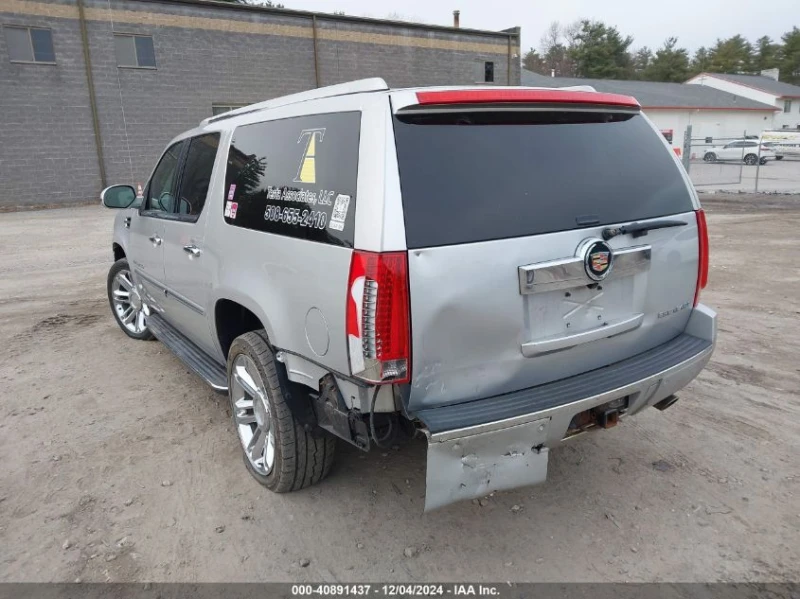 Cadillac Escalade ESV LUXURY / КРАЙНА ЦЕНА ДО БЪЛГАРИЯ!!, снимка 3 - Автомобили и джипове - 48574621