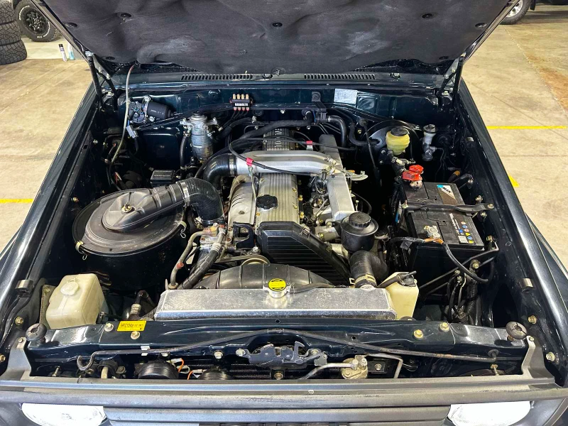 Toyota Land cruiser HZJ 75 Single Cab, снимка 17 - Автомобили и джипове - 50789805