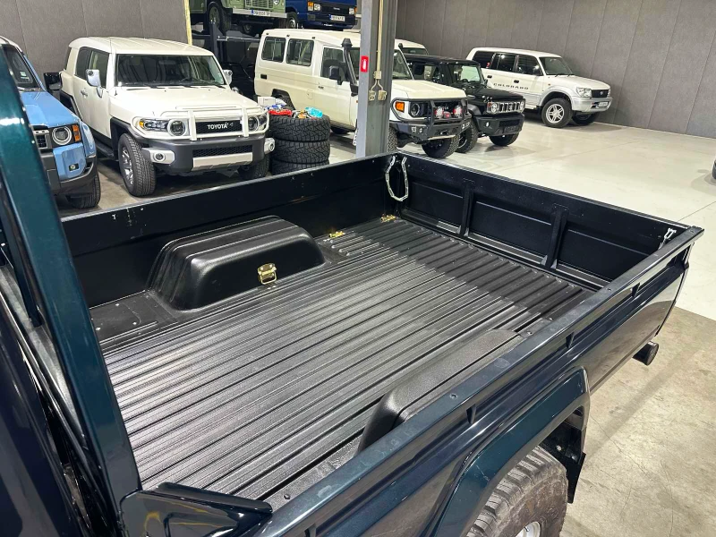Toyota Land cruiser HZJ 75 Single Cab, снимка 6 - Автомобили и джипове - 50789805