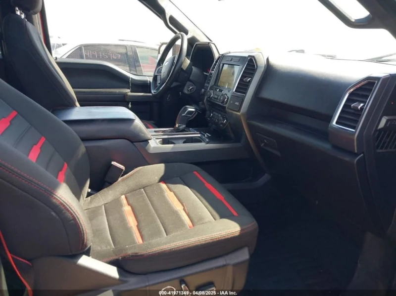 Ford F150 * XLT * CARFAX * БЕЗ ПЪРВОНАЧАЛНА ВНОСКА, снимка 5 - Автомобили и джипове - 52735670