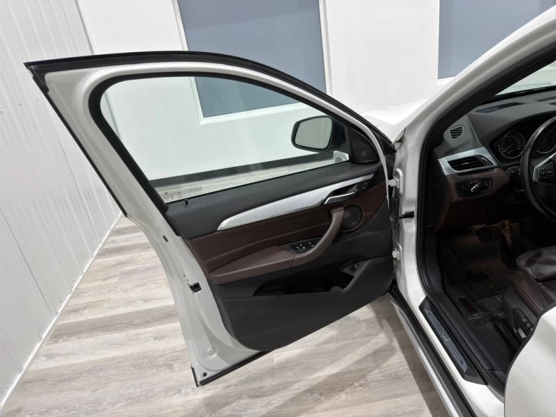 BMW X1 * xDrive28i * CARFAX * 2 КЛЮЧА * ПАМЕТ * ПОДГРЕВИ, снимка 9 - Автомобили и джипове - 53252468
