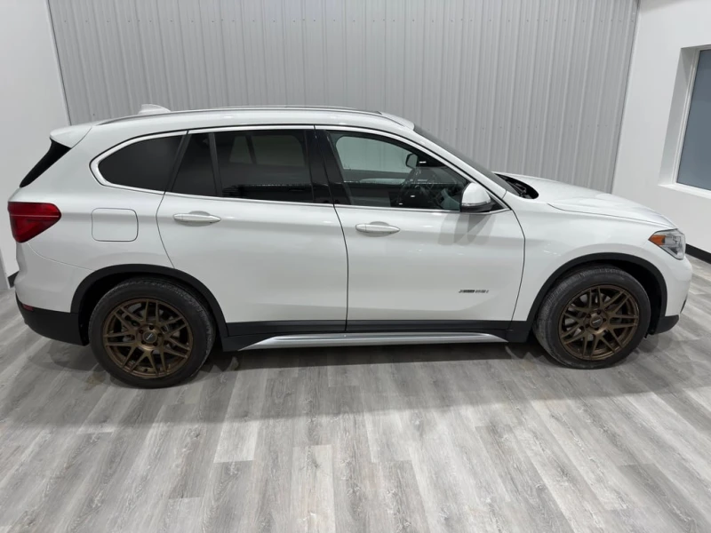 BMW X1 * xDrive28i * CARFAX * 2 КЛЮЧА * ПАМЕТ * ПОДГРЕВИ, снимка 3 - Автомобили и джипове - 53252468