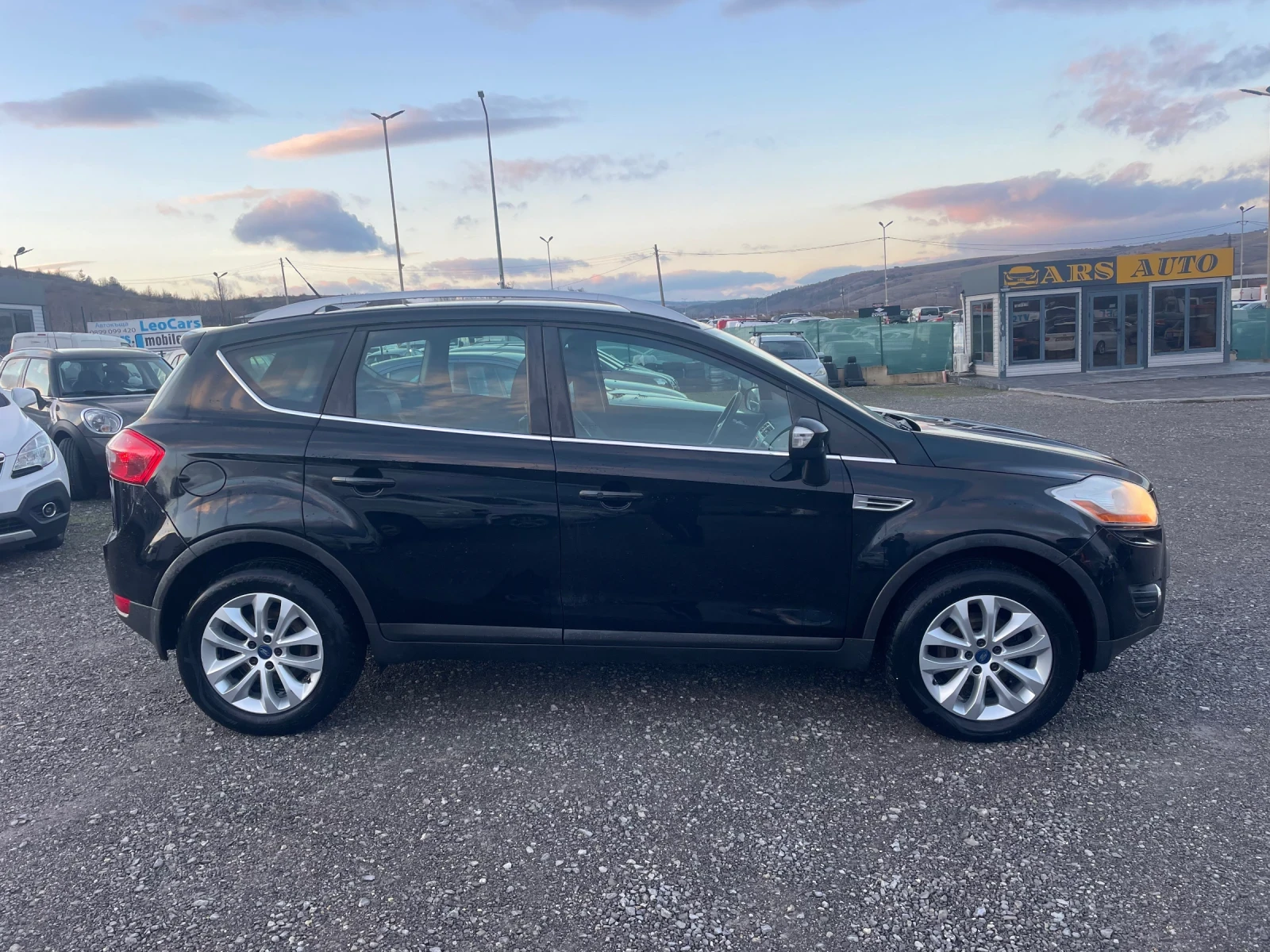 Ford Kuga 2.0D TITANIUM NAVI ПОДГРЕВ 4X4 EURO5 - изображение 5