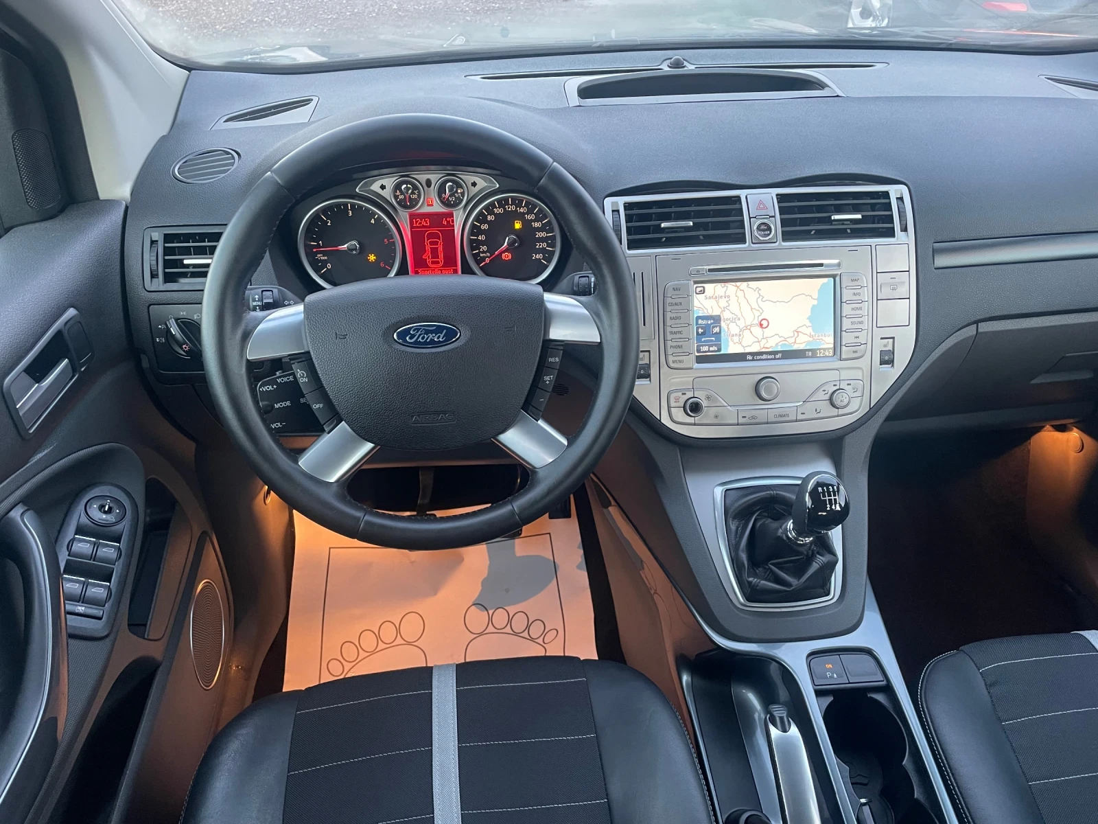 Ford Kuga 2.0D TITANIUM NAVI ПОДГРЕВ 4X4 EURO5 - изображение 6