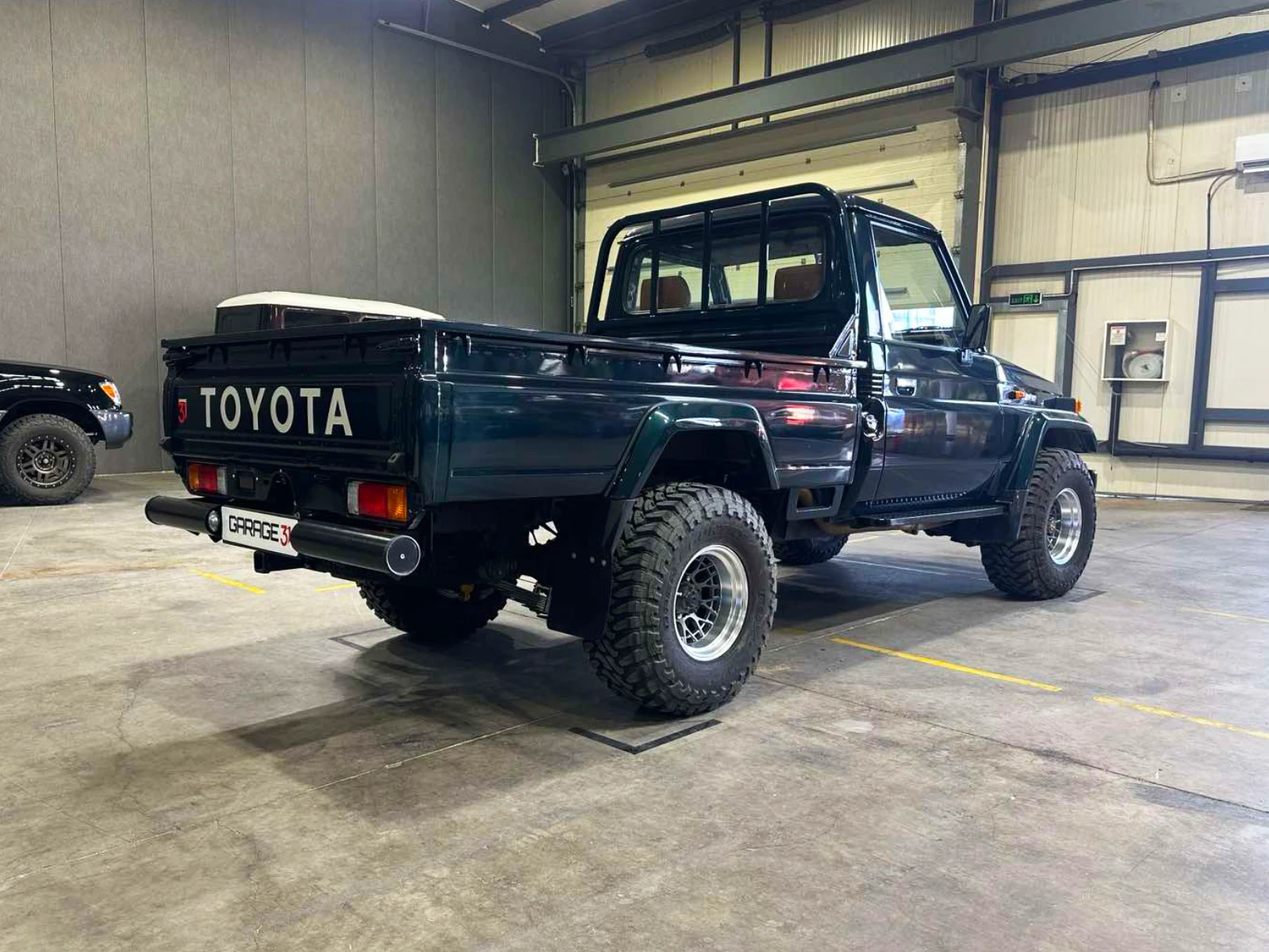 Toyota Land cruiser HZJ 75 Single Cab - изображение 7
