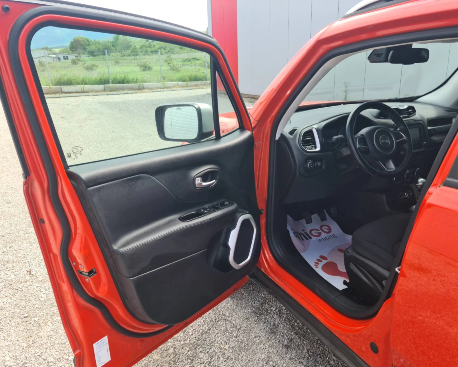 Jeep Renegade  Renegade 1.6M-jet Limited  Panoram*  - изображение 10