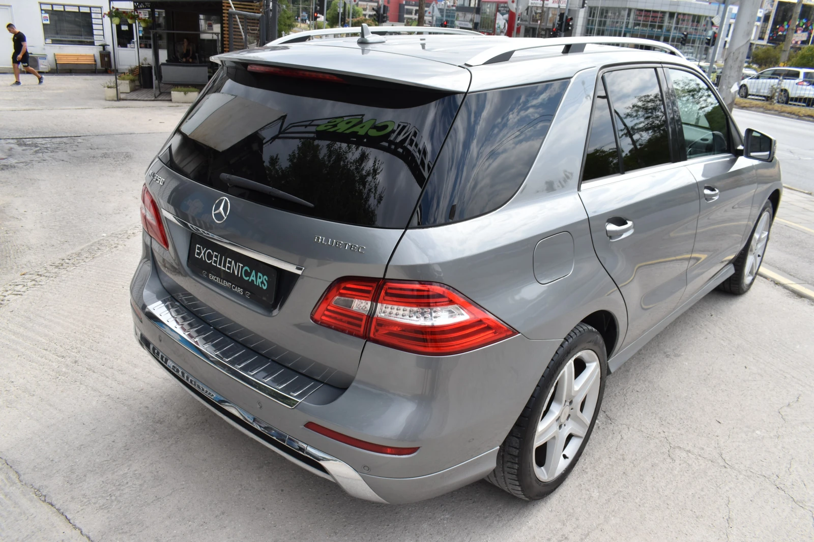 Mercedes-Benz ML 350 AMG-LINE* FULL-LED - изображение 5