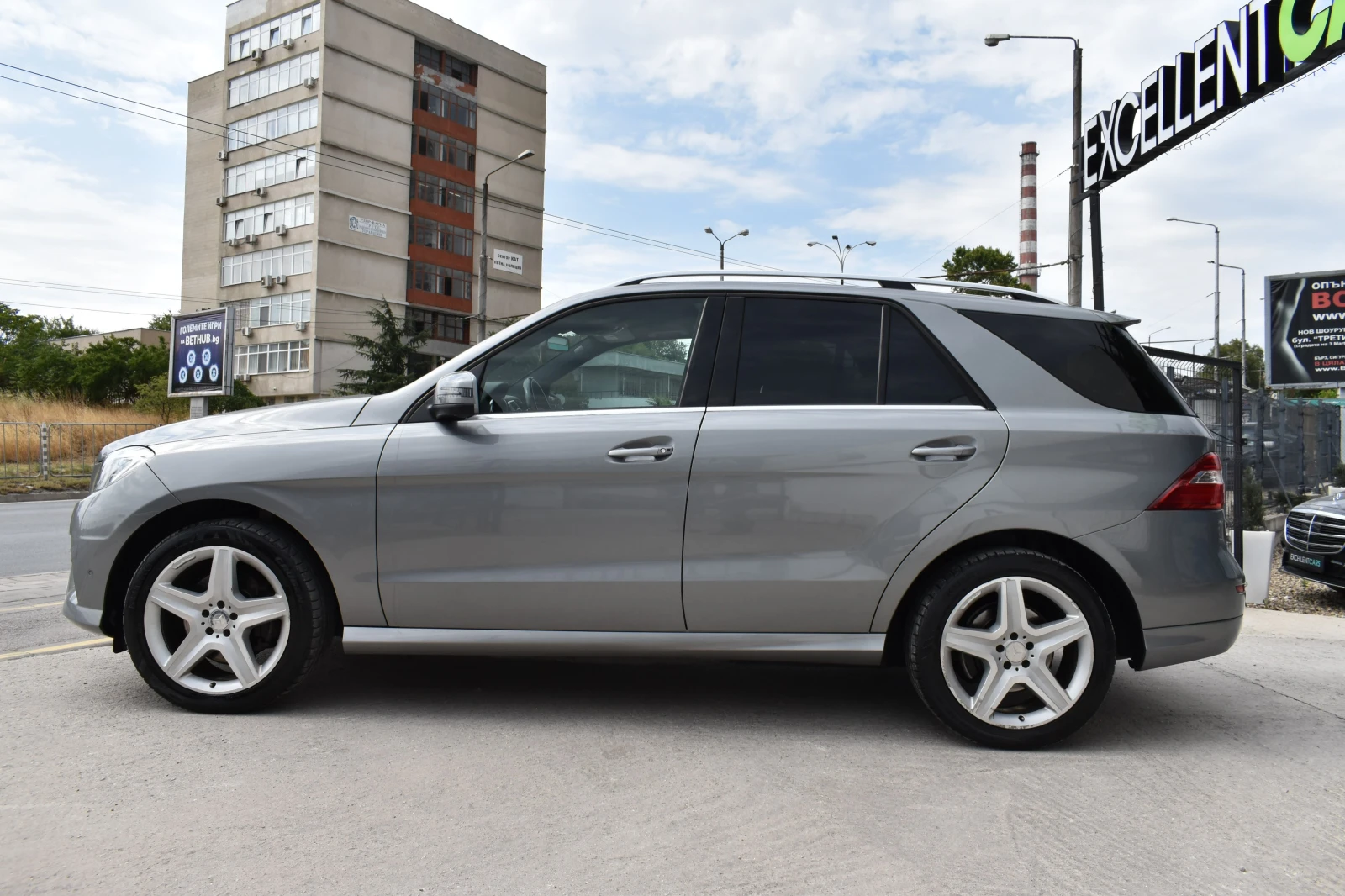 Mercedes-Benz ML 350 AMG-LINE* FULL-LED - изображение 3