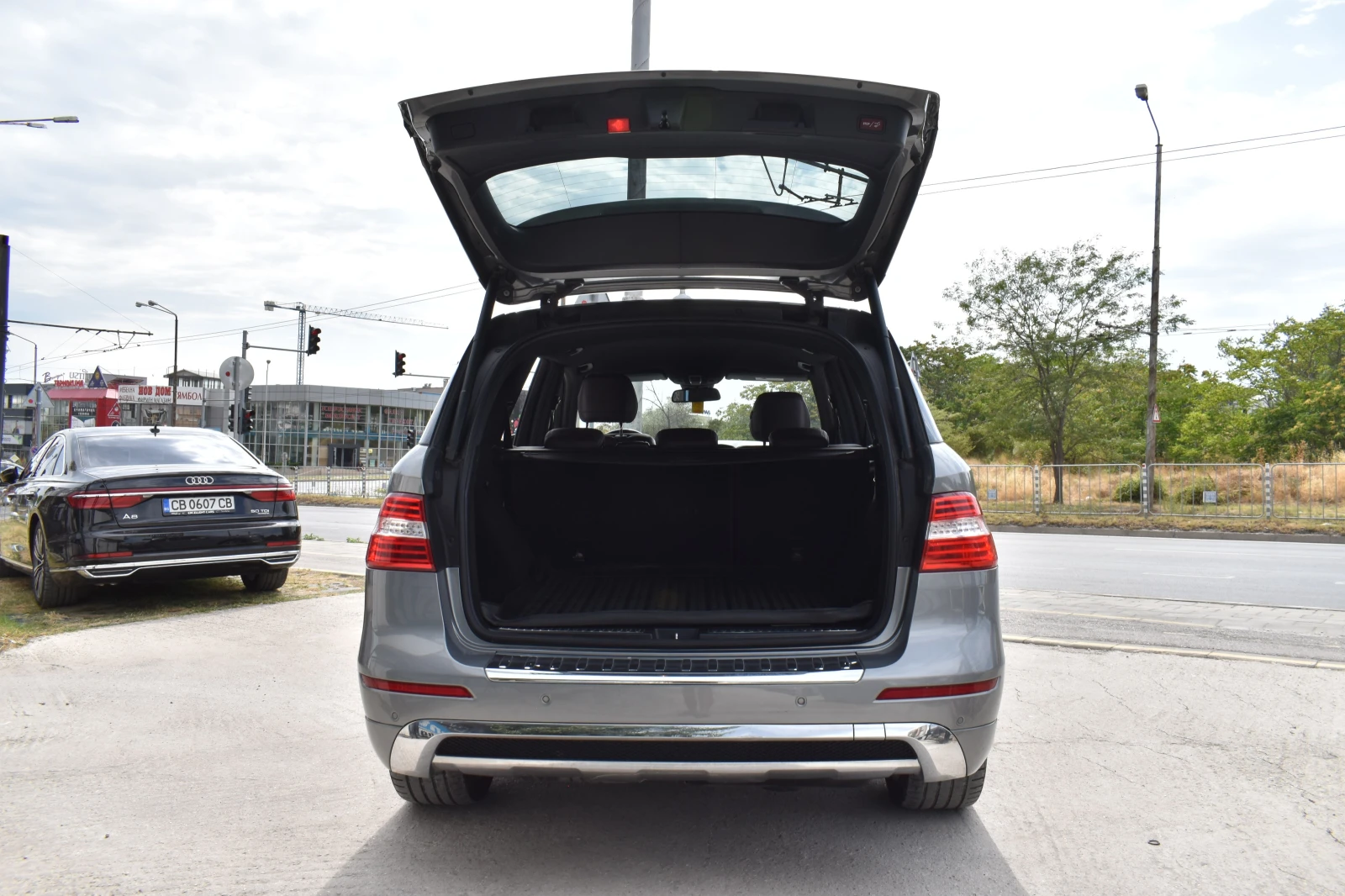 Mercedes-Benz ML 350 AMG-LINE* FULL-LED - изображение 8