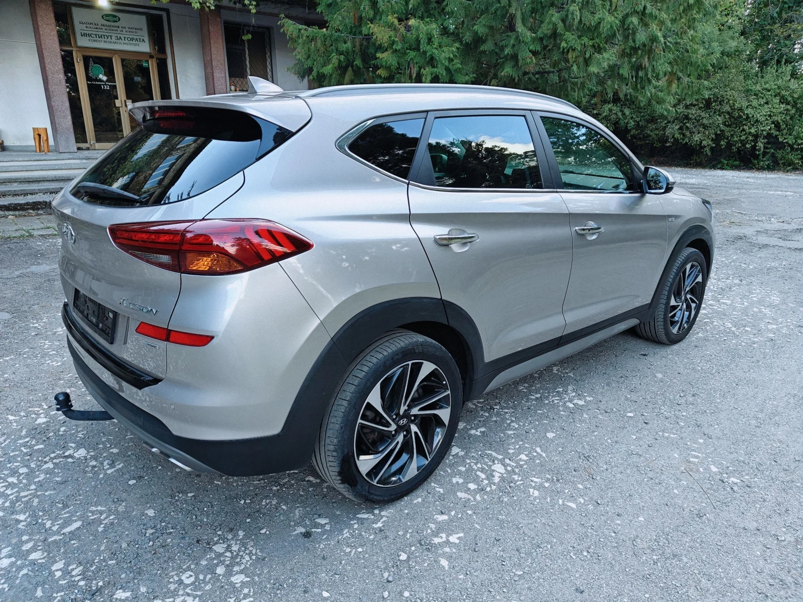 Hyundai Tucson 2.0 Hybrid 4WD - изображение 5