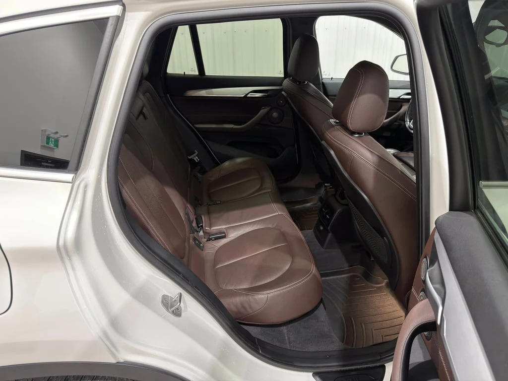 BMW X1 * xDrive28i * CARFAX * 2 ����� * ����� * �������� | Mobile.bg � ����������� 8