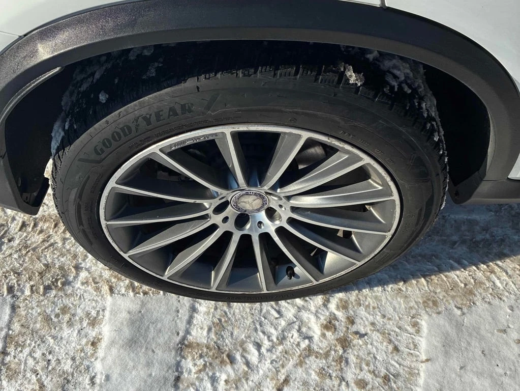 Mercedes-Benz GLC * AMG 43 * KEYLESS * ПОДГРЕВ * + ГУМИ   - изображение 10