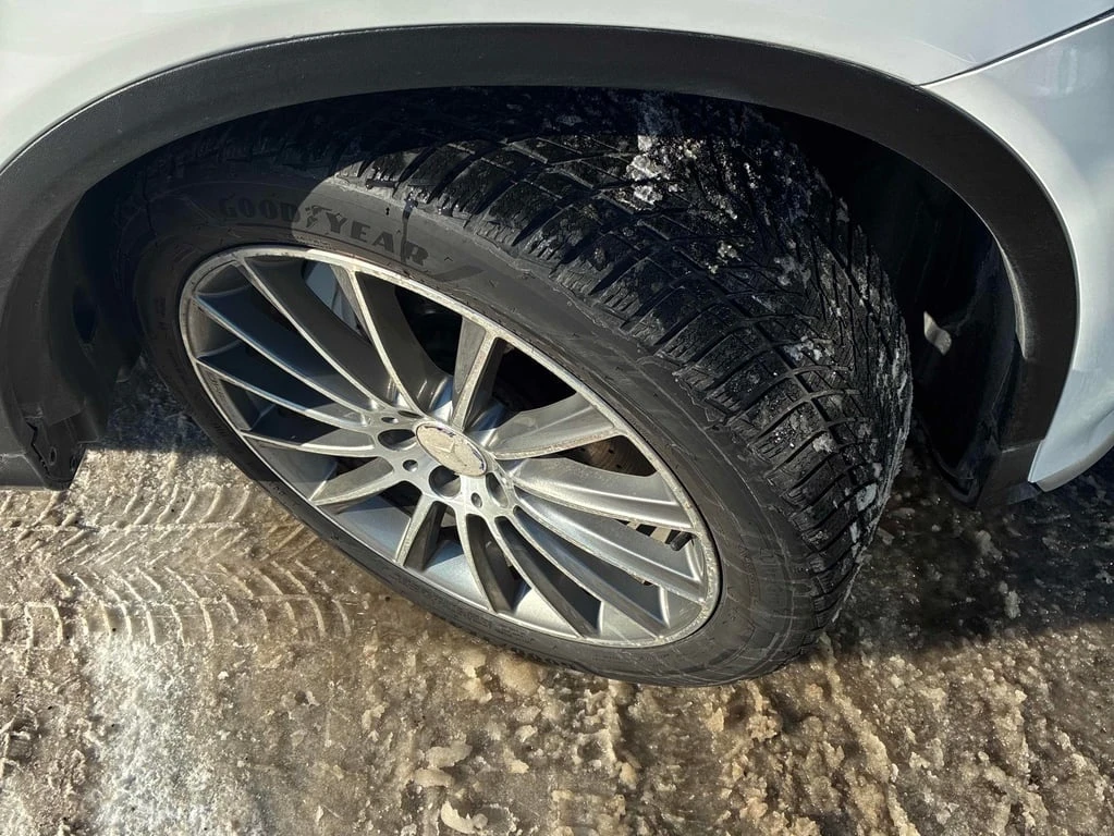 Mercedes-Benz GLC * AMG 43 * KEYLESS * ПОДГРЕВ * + ГУМИ   - изображение 7