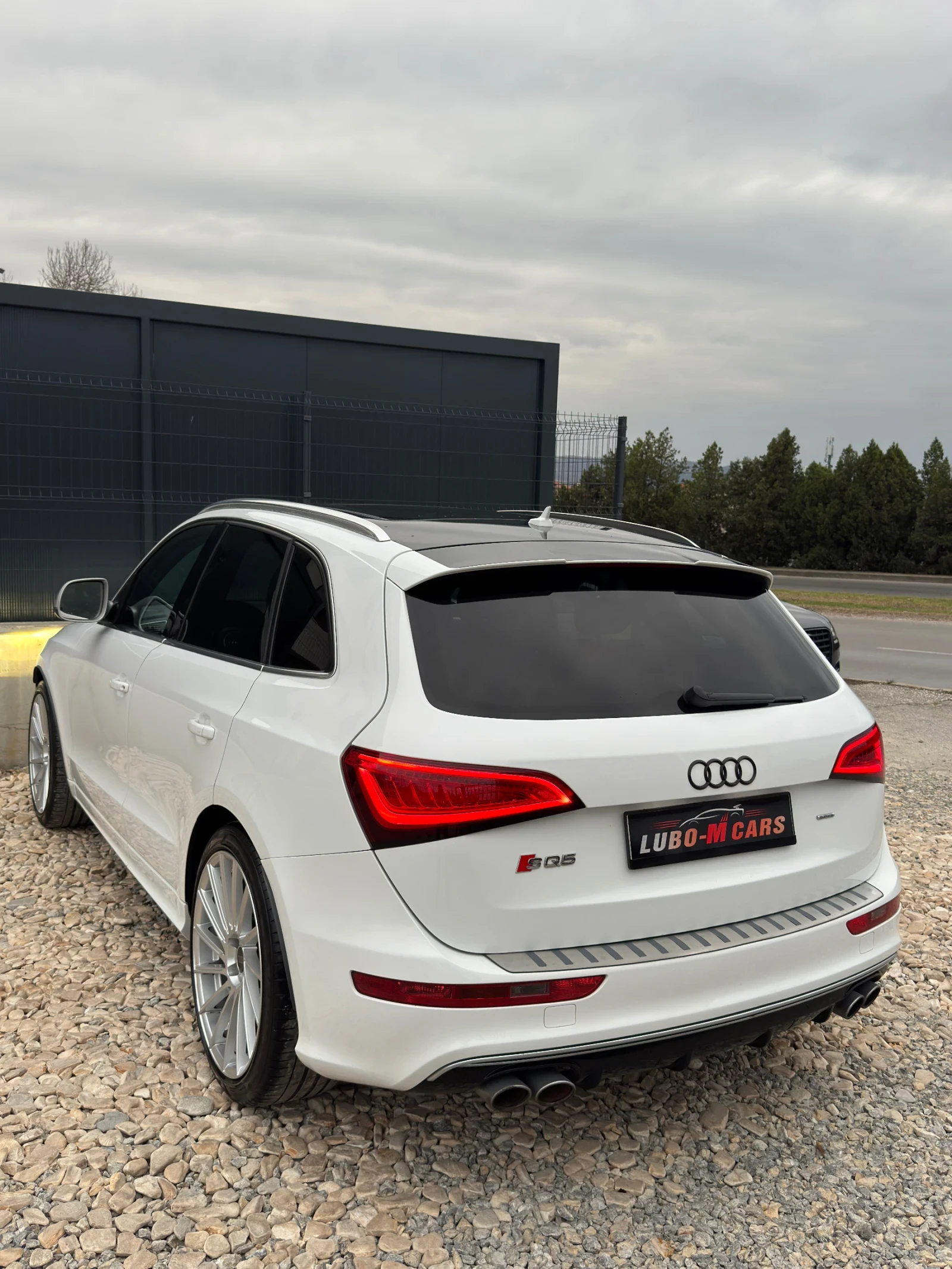 Audi SQ5 3.0BITDI* 313* CARBON* B&O* PANO* 21 VOSSEN* , снимка 6 - Автомобили и джипове - 53906648