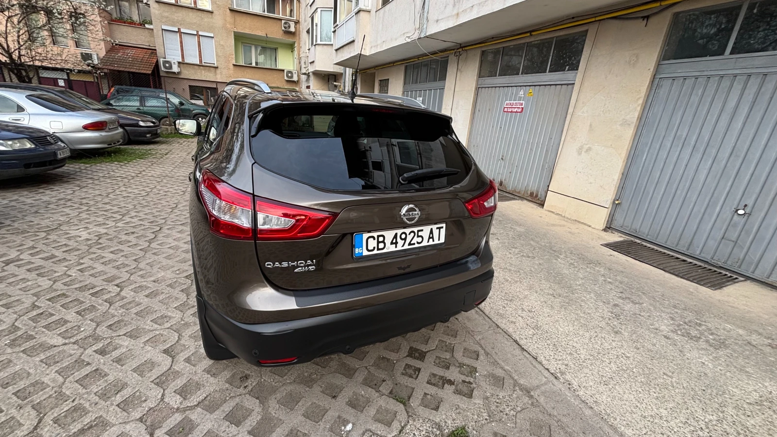 Nissan Qashqai J11 Tekna, снимка 3 - Автомобили и джипове - 54331100