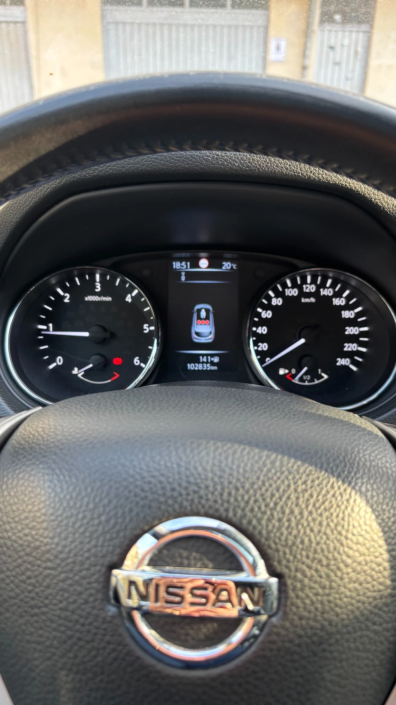 Nissan Qashqai J11 Tekna, снимка 13 - Автомобили и джипове - 54331100