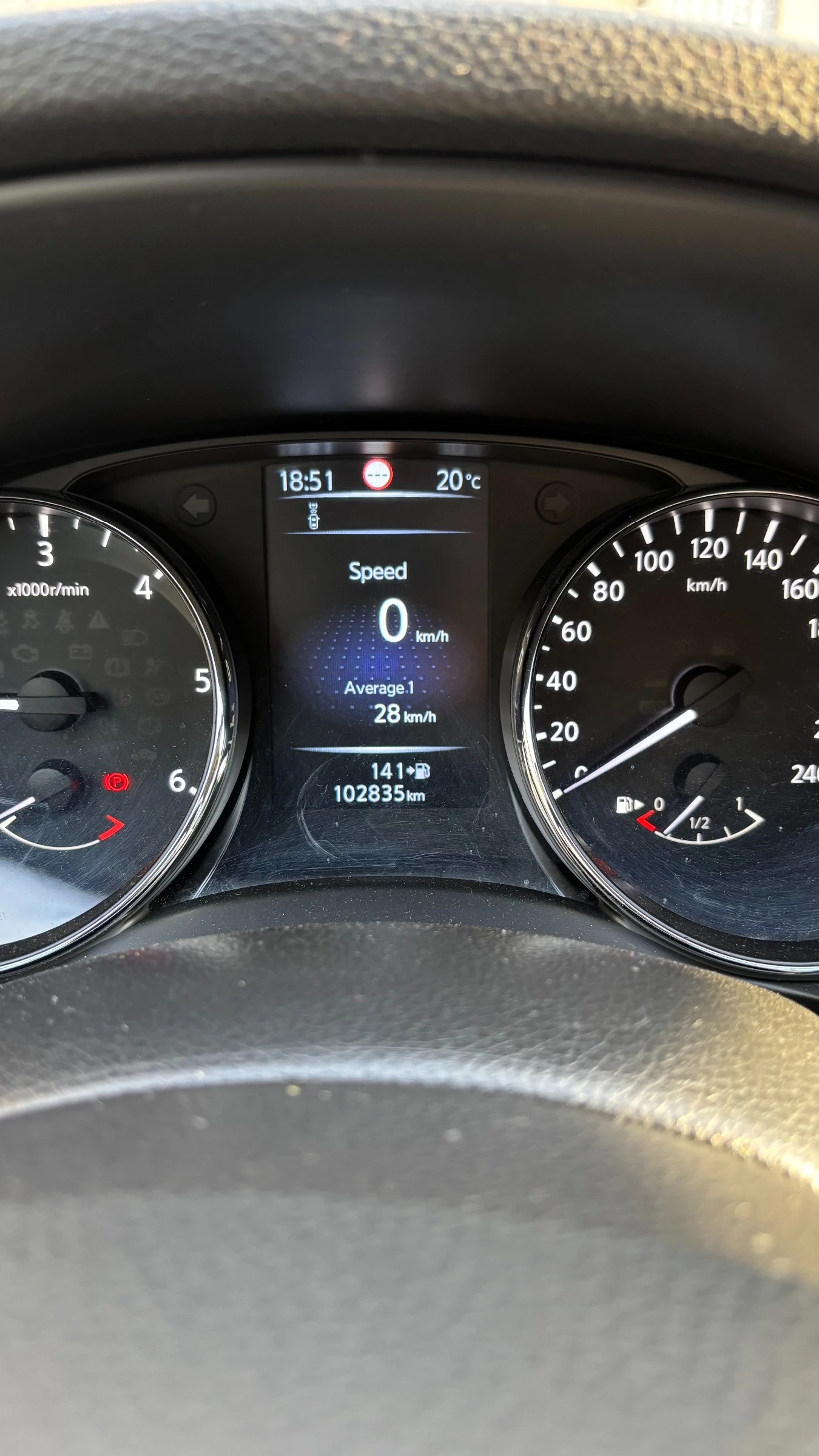 Nissan Qashqai J11 Tekna, снимка 14 - Автомобили и джипове - 54331100