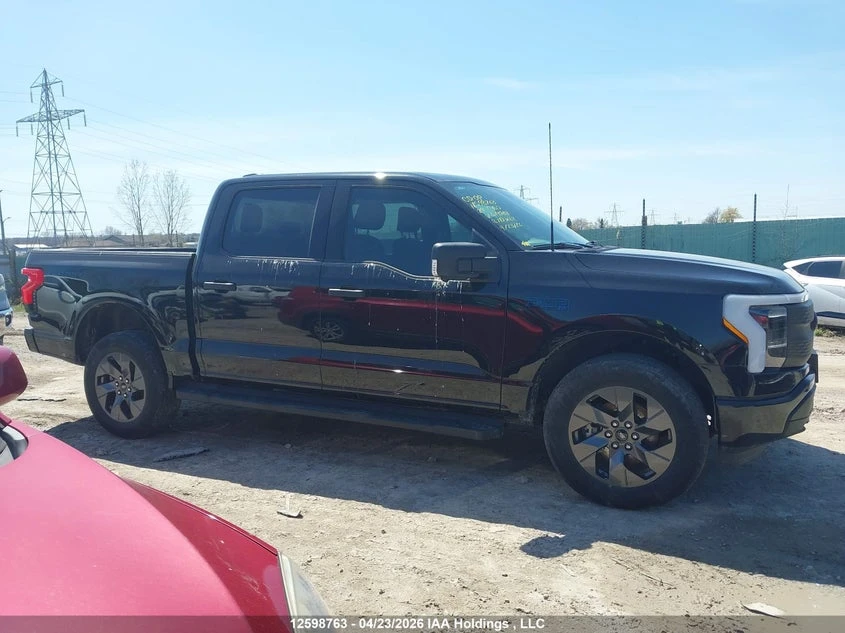 Ford F150 Lightning XLT 4WD SuperCrew 5.5' Box, снимка 13 - Автомобили и джипове - 54336660