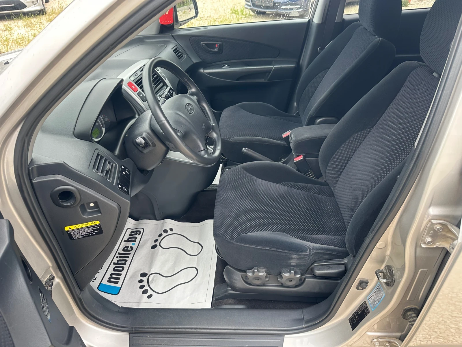 Hyundai Tucson 2.0//FACELIFT//2WD//AVTOPILOT//YNIKAT, снимка 9 - Автомобили и джипове - 54883552