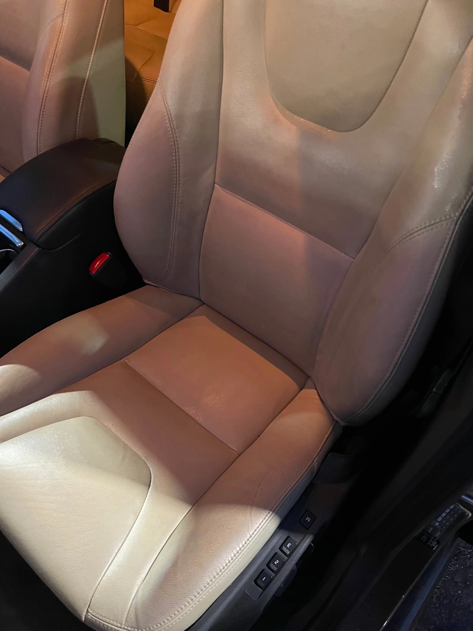 Volvo XC60, снимка 9 - Автомобили и джипове - 55770913