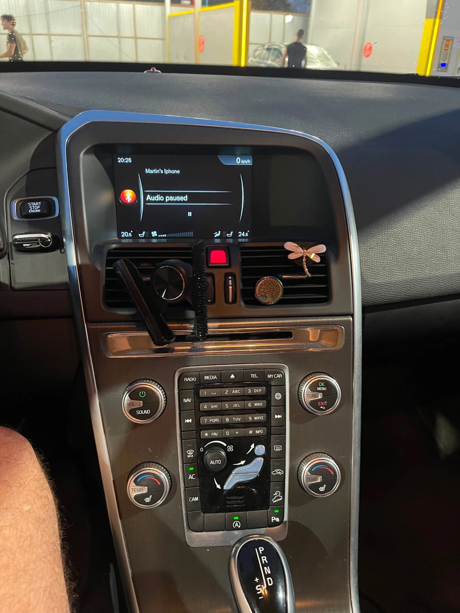 Volvo XC60, снимка 8 - Автомобили и джипове - 55770913