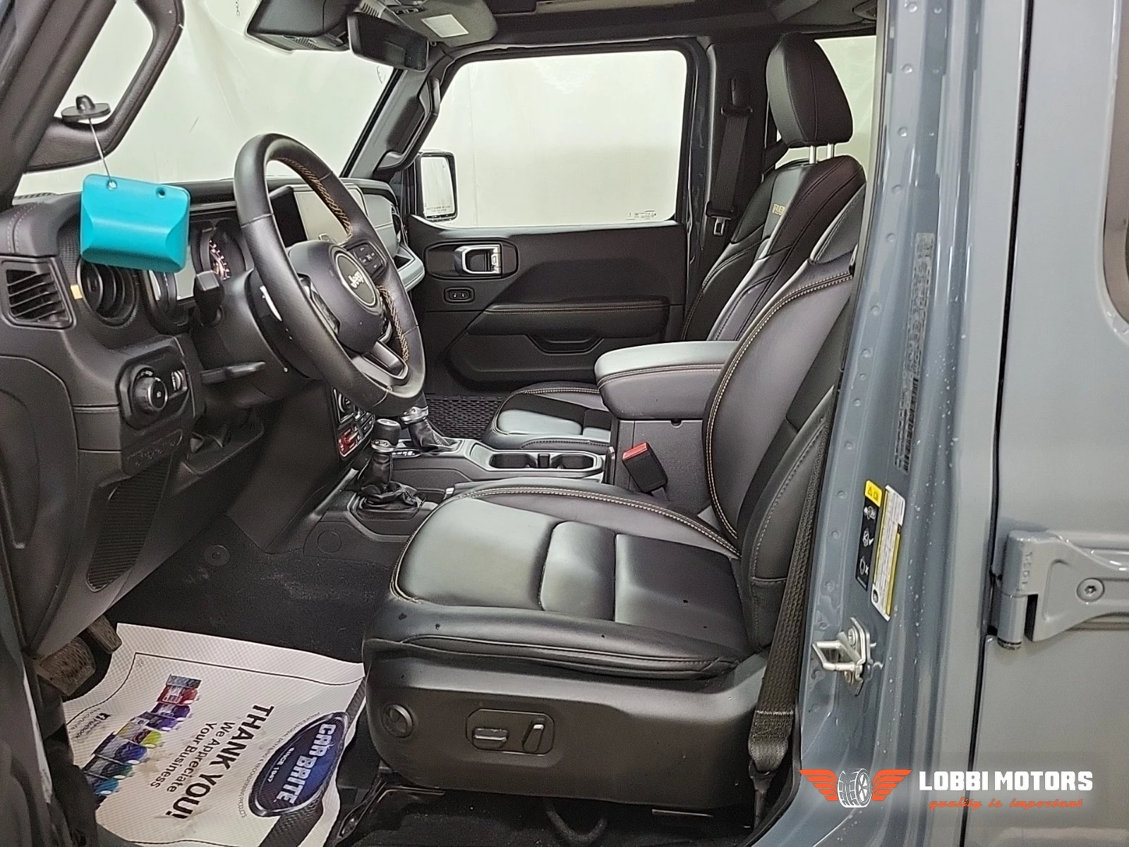 Jeep Wrangler, снимка 3 - Автомобили и джипове - 55928645