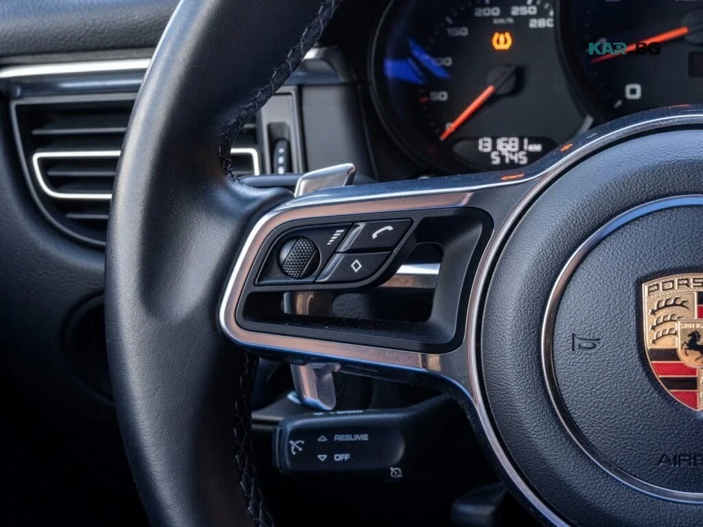 Porsche Macan * CarPlay * АвтоКредит* (ЦЕНА ДО БГ), снимка 11 - Автомобили и джипове - 56273833