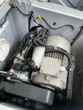 Mercedes-Benz Sprinter 319, снимка 12